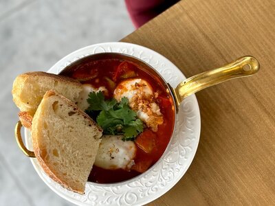 Шакшука с печеными овощами