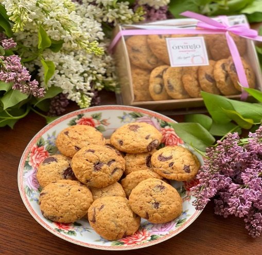 Печенье с шоколадом и миндалём