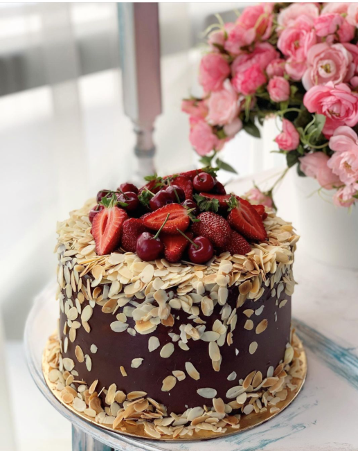 Торт «Бисквитный шоколадный» 30 см