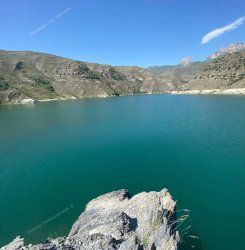 Актопрак и озеро Гижгит