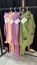 Женские повседневные костюмы брюки и кофта