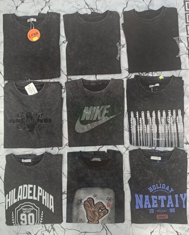 Женские футболки 