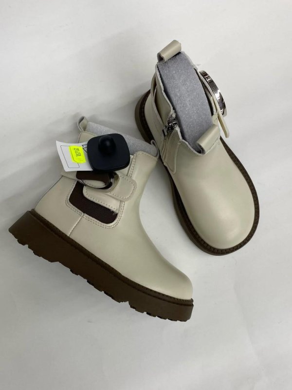 Детские ботинки