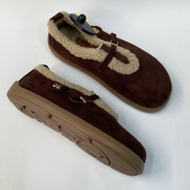 Женская обувь