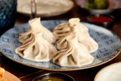 Хинкали с креветками