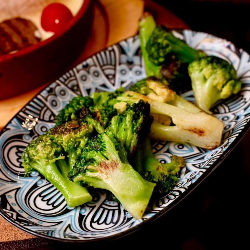 Брокколи обжаренная