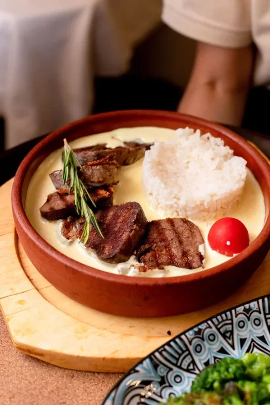 Медальоны из телятины