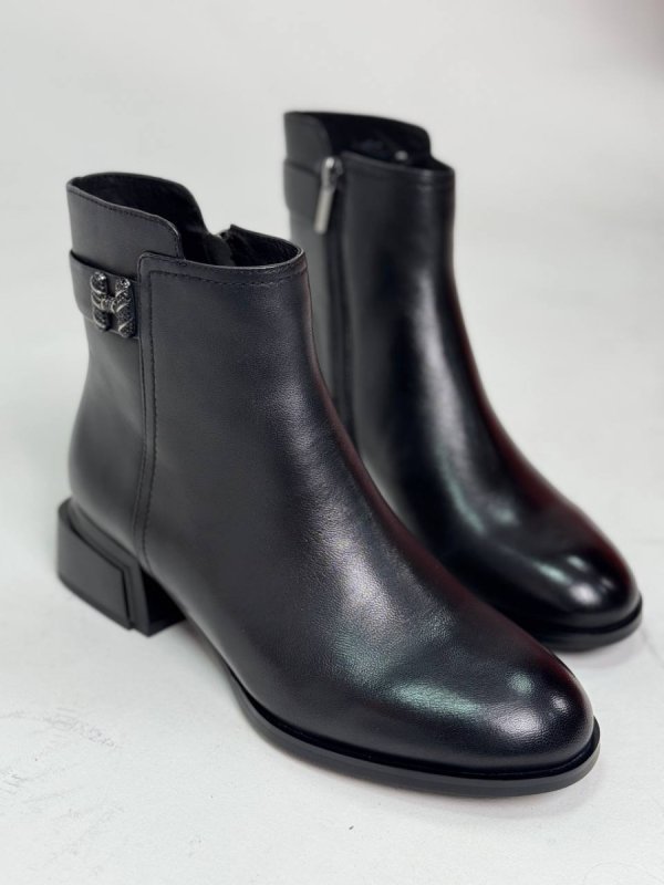 Ботинки демисезонные