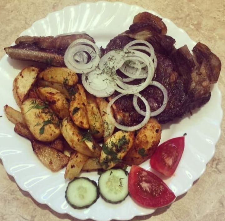 Мясо по-горски с гарниром 400гр.