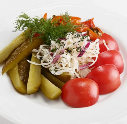 Солёные огурцы, помидоры