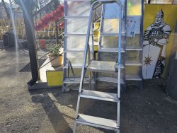 Лестница-стремянка алюминиевая матовая  3-х ступенчатая Ам703