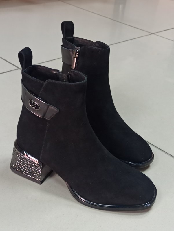 Ботинки демисезонные