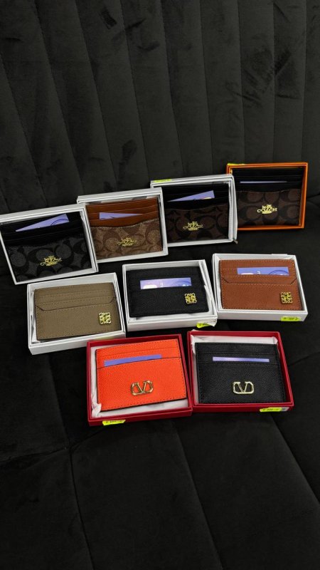 Кардхолдеры