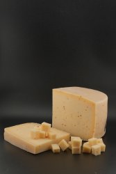 Авторский сыр с кориандром