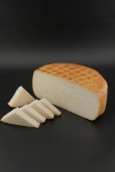 Брынза копчёная