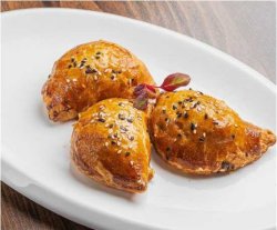 Пирожки с курицей и грибами
