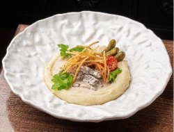 Бефстроганов с грибами и картофельным пюре
