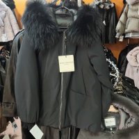 Пуховик короткий с капюшоном 