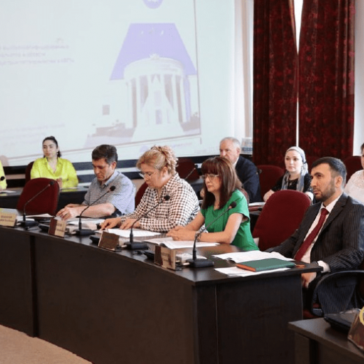 В Парламенте КБР выслушали предложения сотрудников КБГУ по развитию туристической отрасли