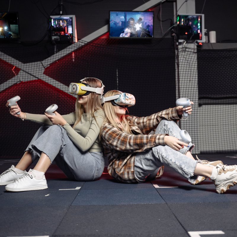 Новогодние праздники в виртуальной реальности!