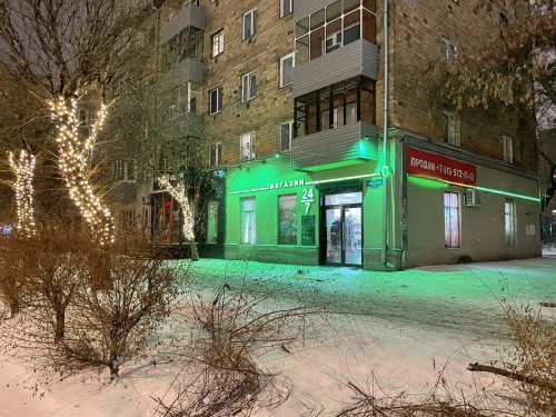 Доставка продуктов и напитков в Красноярске ночью и днем.