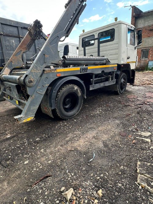 Вывозим строительный и бытовой мусор контейнерами 8 м3, 20 м3, 27 м3 и ГАЗелью 6-13 м3