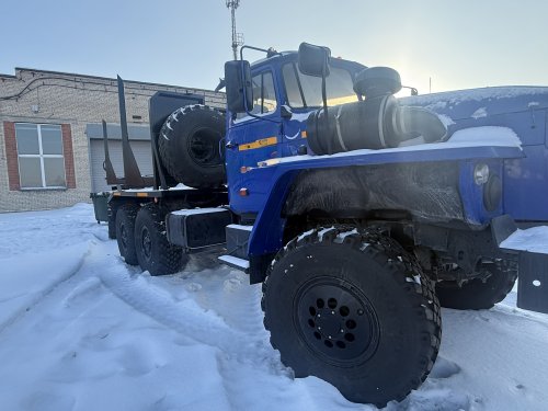 В продаже грузовая техника Урал Лесовоз (сортиментовоз) с прицеп-роспуском 2022г.в.