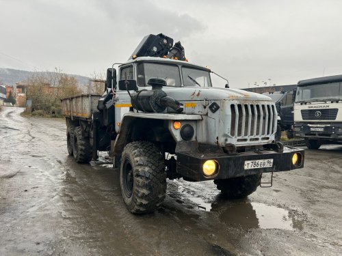 В продаже а/м Урал бортовой с КМУ HIAB 211EP-2 DUO , 2011 г.в.