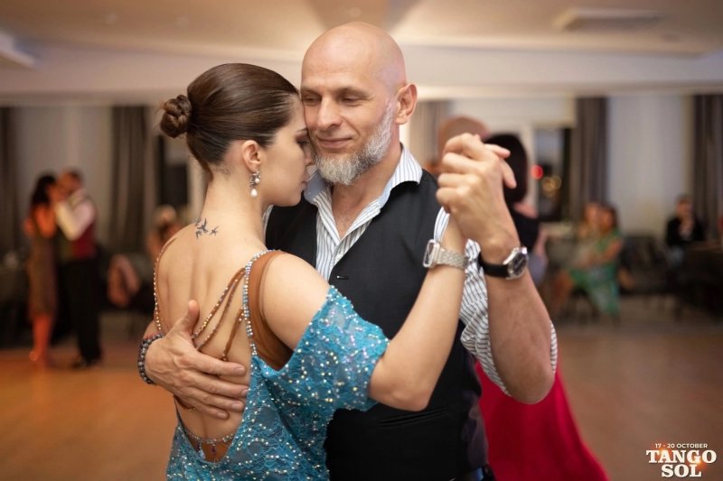 GOLDEN TANGO — школа аргентинского танго