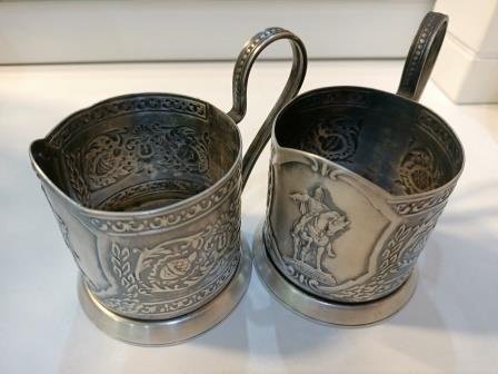 Продам РАРИТЕТ советский Подстаканник «Памятник Юрию Долгорукому»  из мельхиора.Оригинал.1969 год