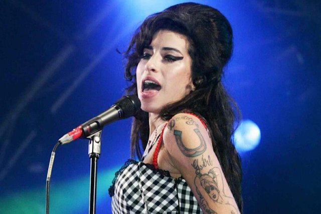 Tribute Amy Winehous Party