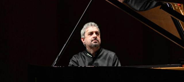 М. Равель. К. Лифшиц (фортепиано), ГАСО РТ, А. Сладковский (дирижер)