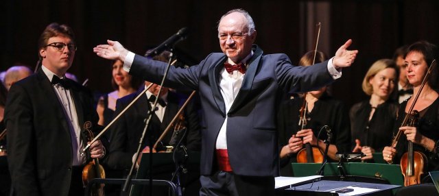 Музыка из кинофильмов о спорте. Оркестр Кинематографии, С. Скрипка (дирижёр)