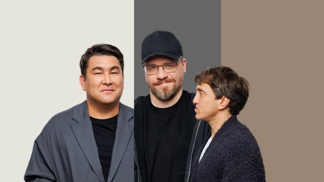 Купание обезьяны в теплой воде