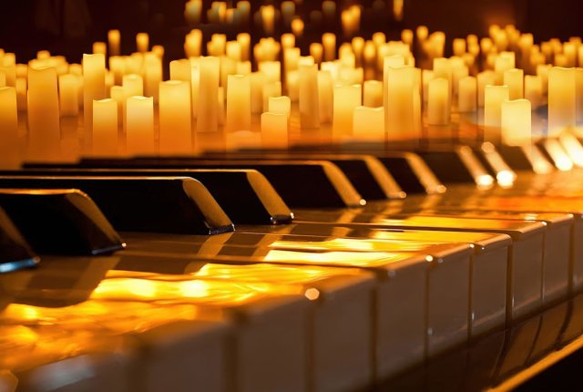 Рояль при свечах. Эйнауди и не только