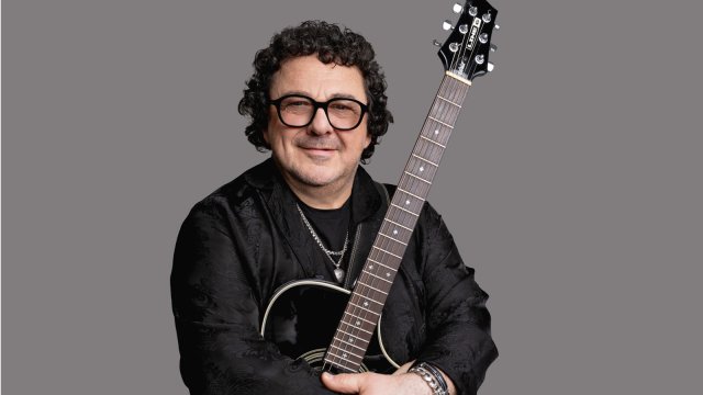 Игорь Саруханов