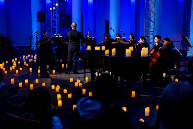 Вивальди. Времена года. Оркестр с роялем при свечах