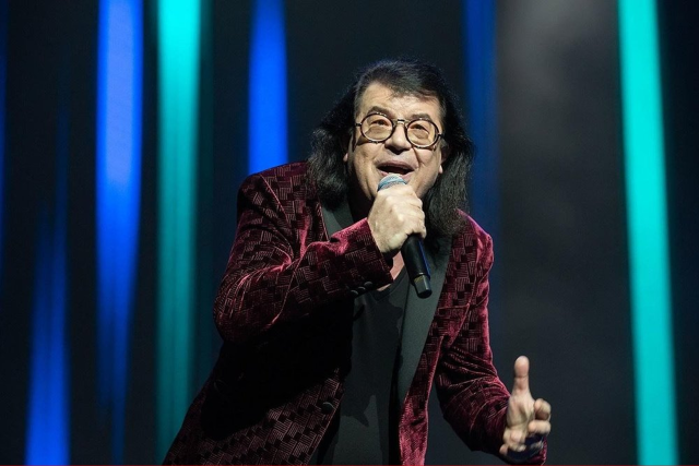 Игорь Корнелюк