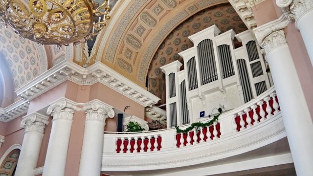 Орган при свечах «Двое за органом: от Баха до оперетты»