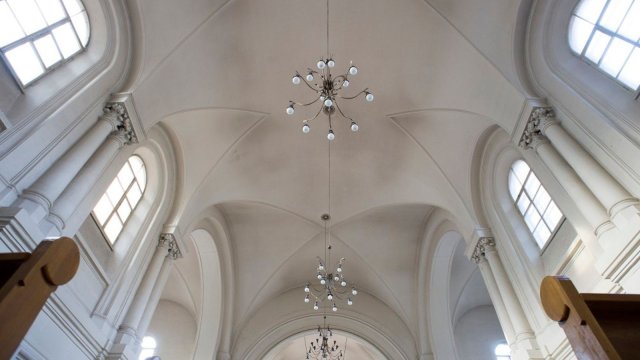 Органный концерт при свечах «Под небом Парижа / Sous le ciel de Paris»