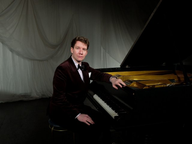 Вихри вальса. Виктор Николаев, фортепианный концерт