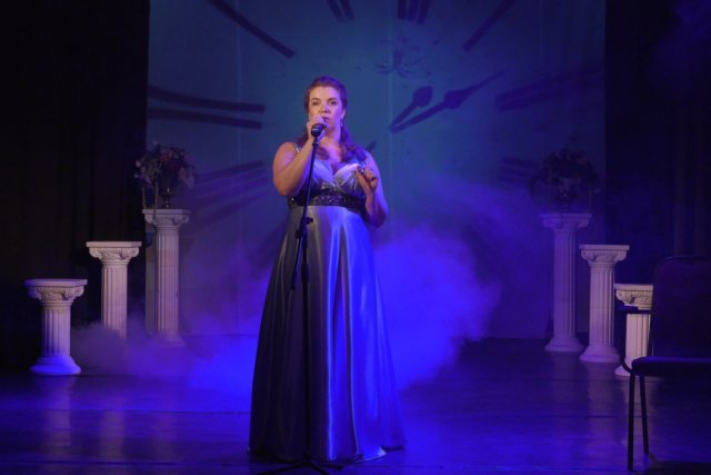 В объятьях оперы. Ирина Алёшина - новогодний концерт