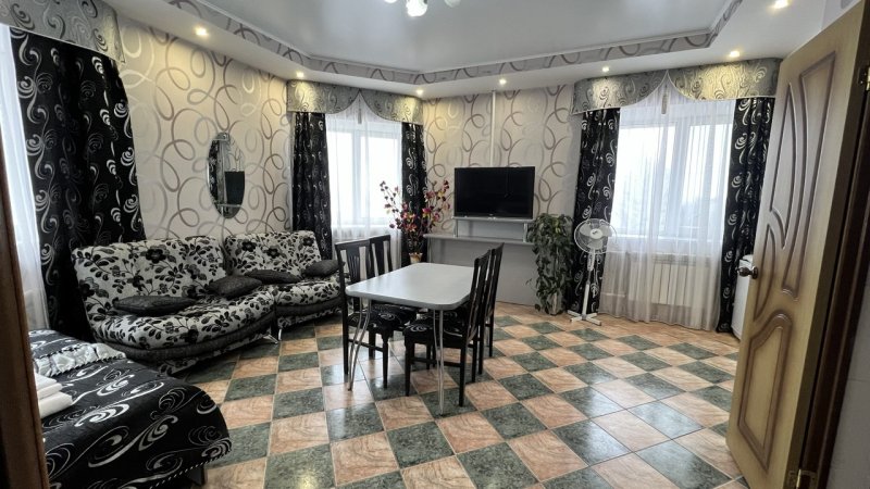 Гостиница Мега