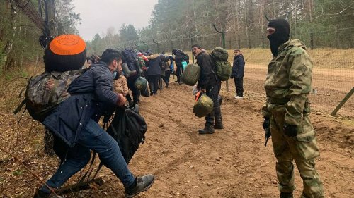 Сбор для необходимой помощи мигрантам на границе Польши на 10 миллионов евро объявила Международная федерация обществ Красного Креста и Красного Полумесяца