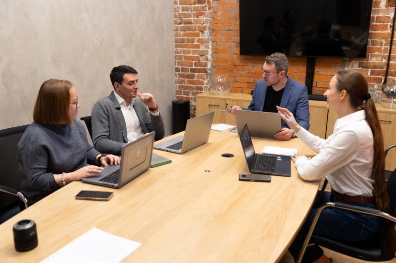 Половина российских компаний выбирает телеком как цифрового партнёра — исследование