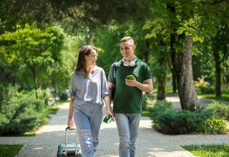 Жители Псковской области в 3 раза чаще стали планировать отдых с помощью ИИ