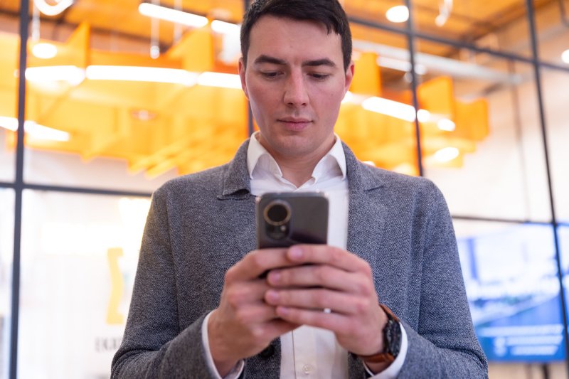 «Я из службы поддержки»: почему после такого звонка люди теряют доступ к деньгам