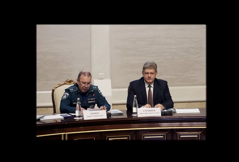 Полномочный представитель подвёл итоги работы Системы предупреждения и ликвидации чрезвычайных ситуаций в 2025 году