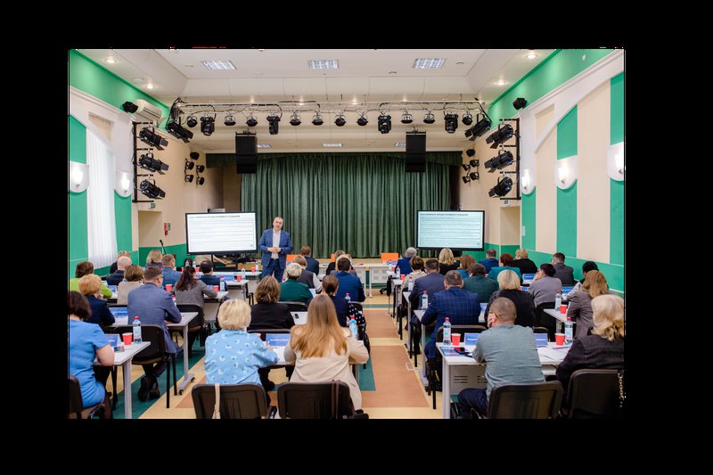 В Томской области обсудили вопросы профориентации и поддержки школьников