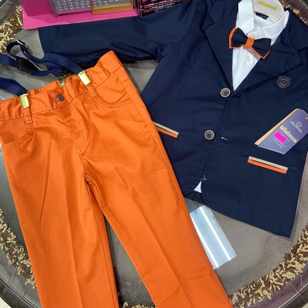 Стильный костюмчик на мальчиков 👦🏻